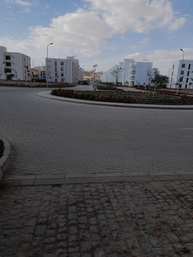 شاليه فرش فندقي بقرية بالميرا بيتش العين السخنه للعائلات Ajn Suchna Zewnętrze zdjęcie